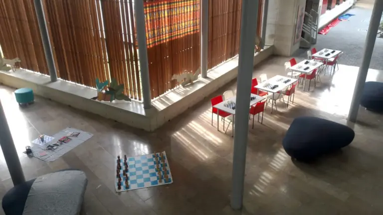 Sala de Inmersión en Ajedrez – LA LADERA