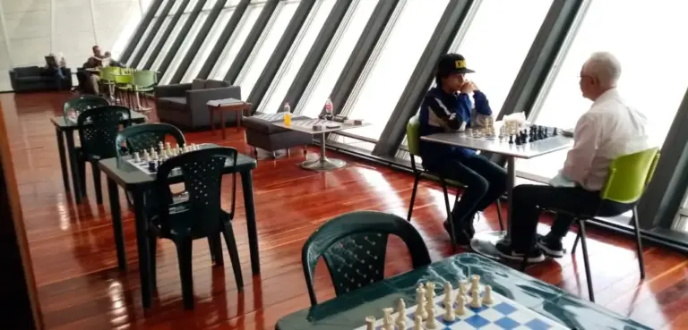 Sala de Inmersión en Ajedrez – EPM, Parque de las luces